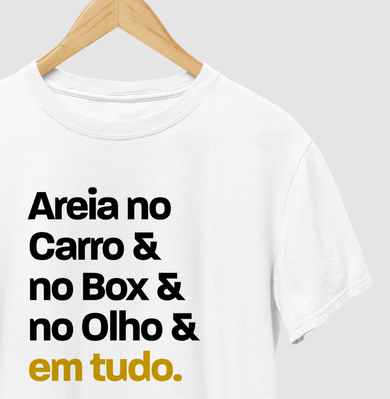 AREIA EM TUDO