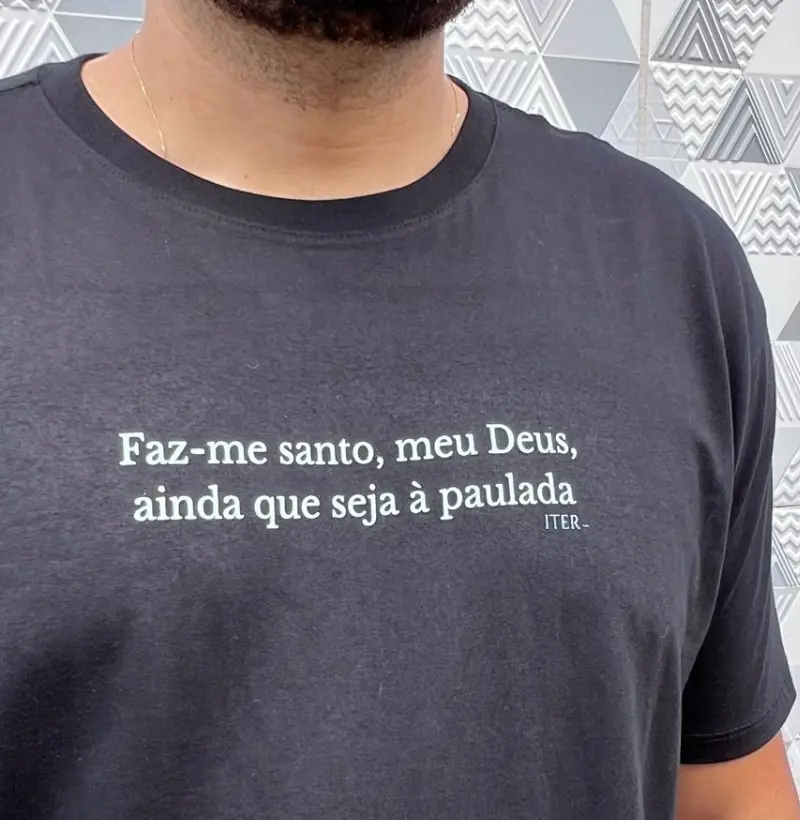 Santo à paulada