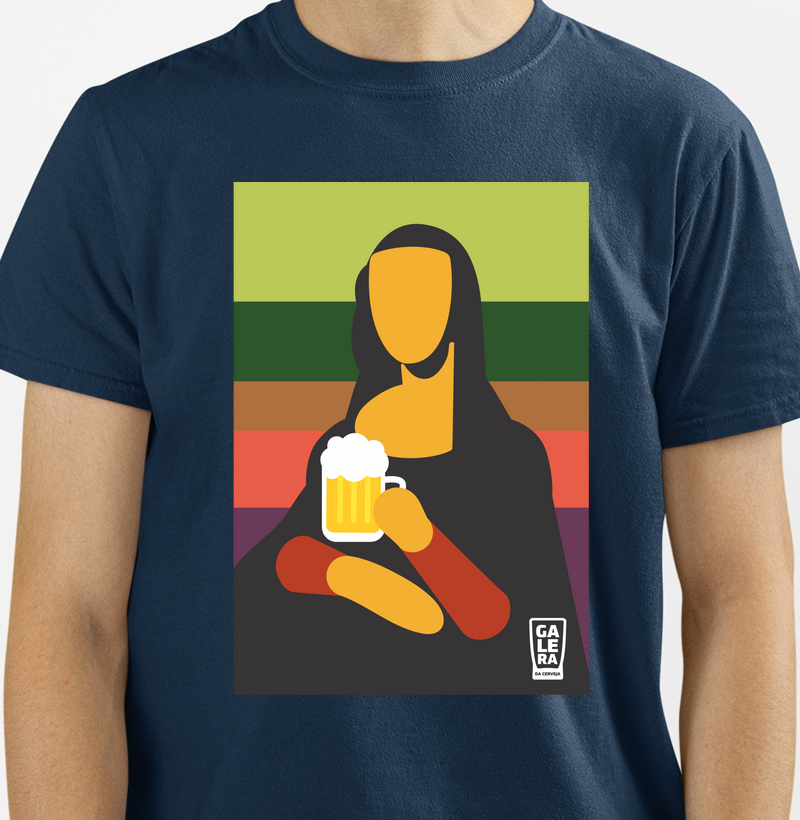 Monalisa e seu copo de Chope