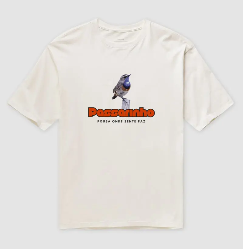 Passarinho pousa onde sente paz 