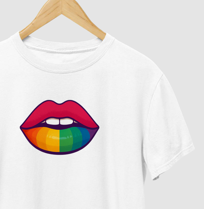 Kiss & Resist