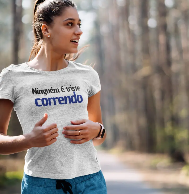 Ninguém é triste correndo.