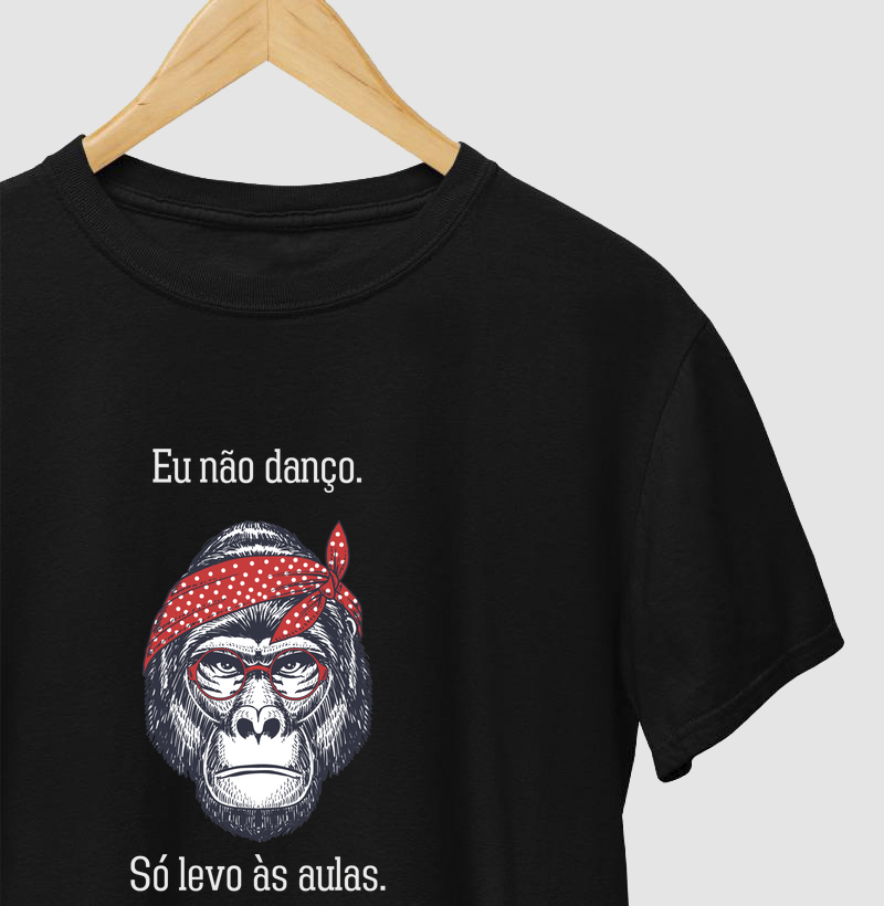 Eu não danço. Só levo às aulas