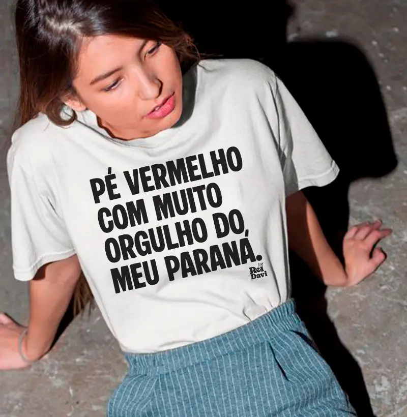 Pé vermelho com muito orgulho