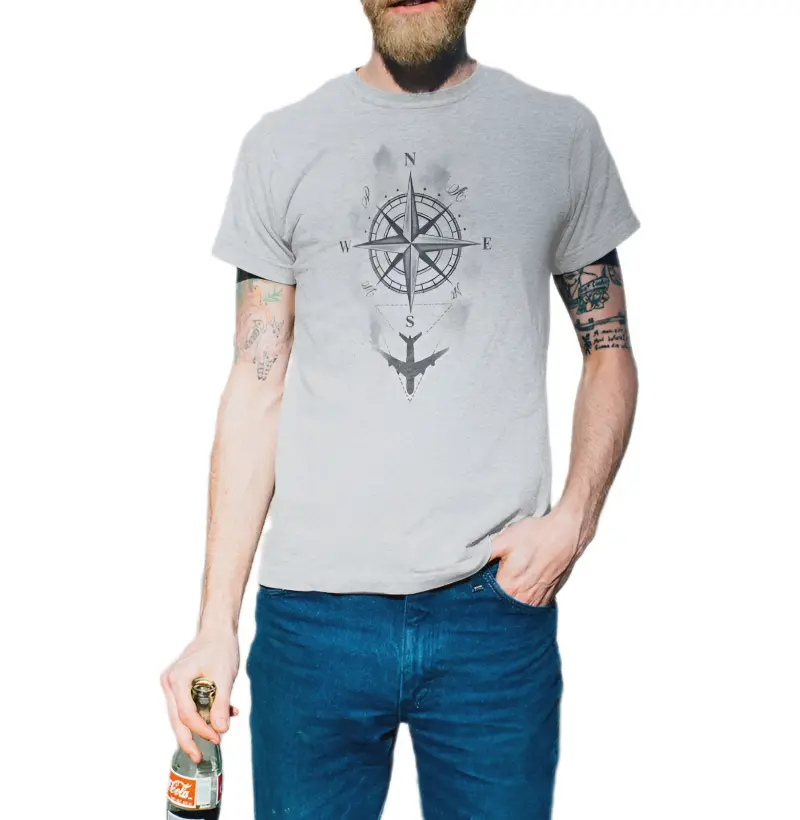 Camiseta Básica Bússola Avião