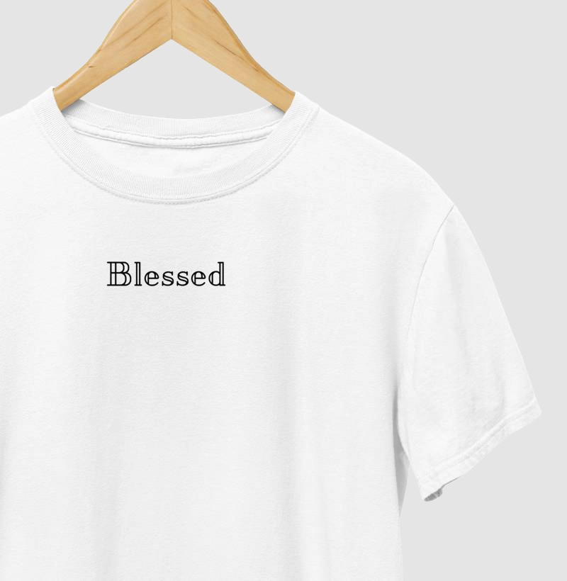 Camiseta Blessed - Modelos Claros