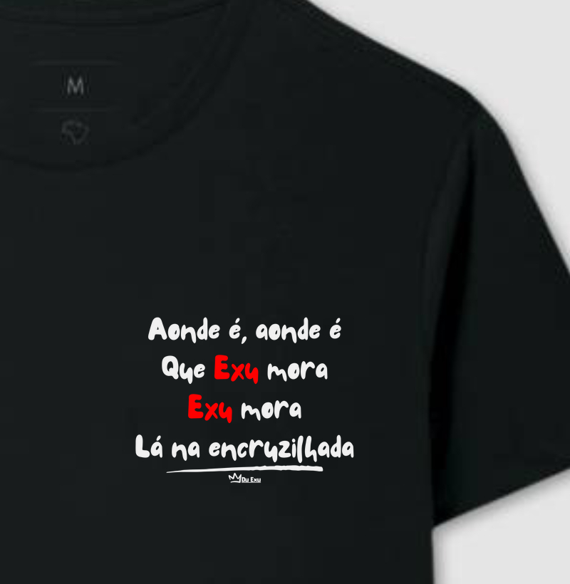 Aonde é, aonde é Que Exu mora Exu mora Lá na encruzilhada