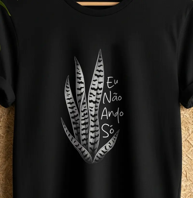 Camiseta - Eu Não Ando Só