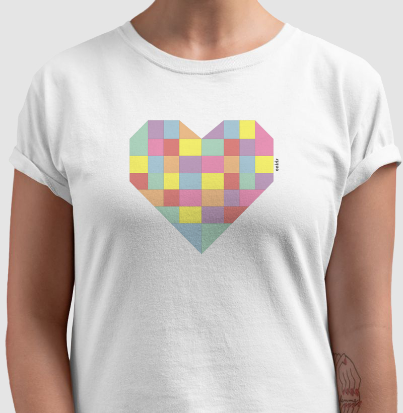 camiseta Coração Pixelado