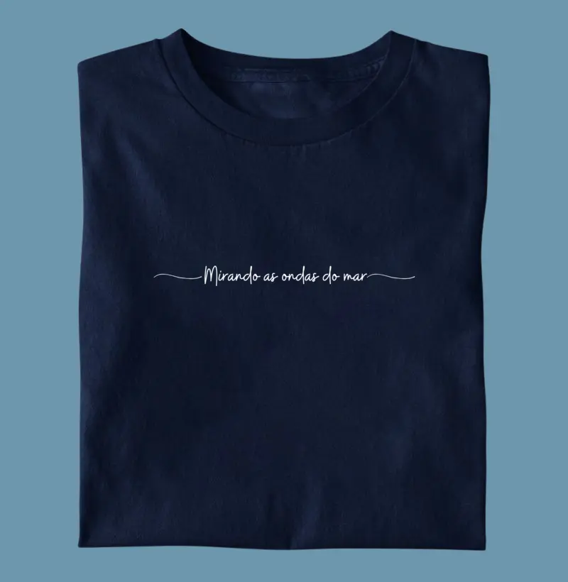 Mirando as ondas do mar