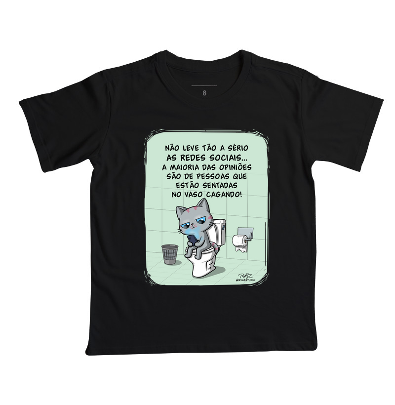 Camiseta Gato Sincero no Vaso