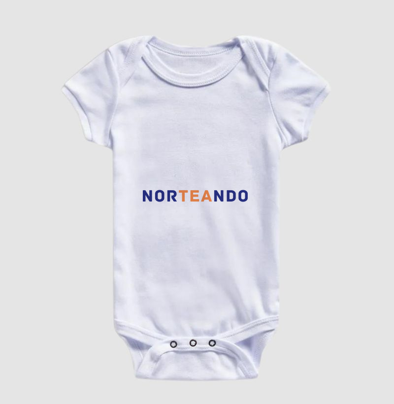 Peça com Escrita Norteando 