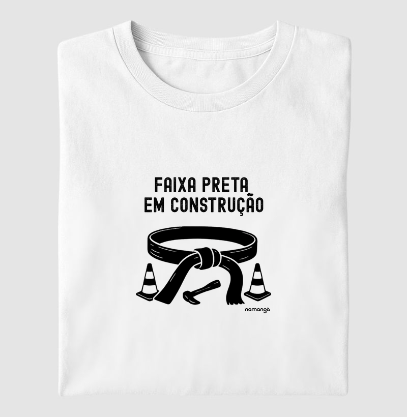 Camiseta Karatê Faixa Preta em Construção – Na Manga