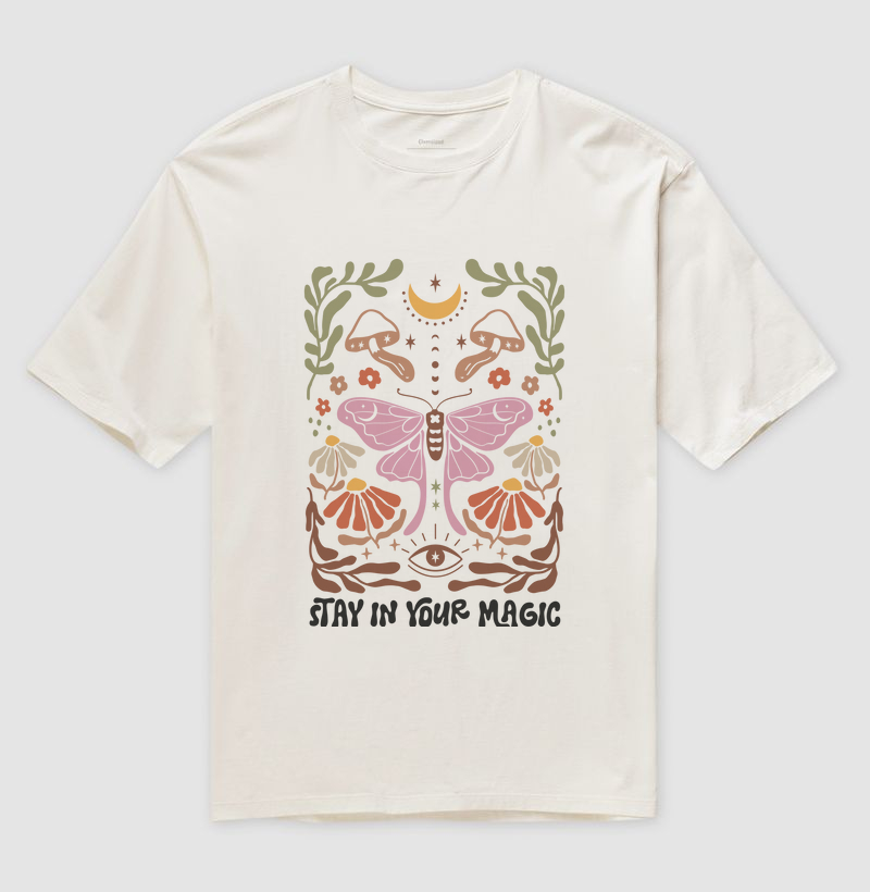 Camiseta Oversized Stay in your magic