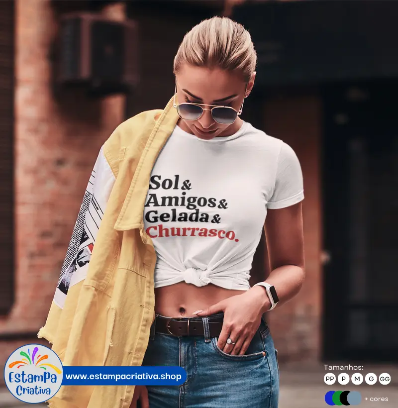 Camiseta Unissex "Sol & Amigos & Gelada & Churrasco"