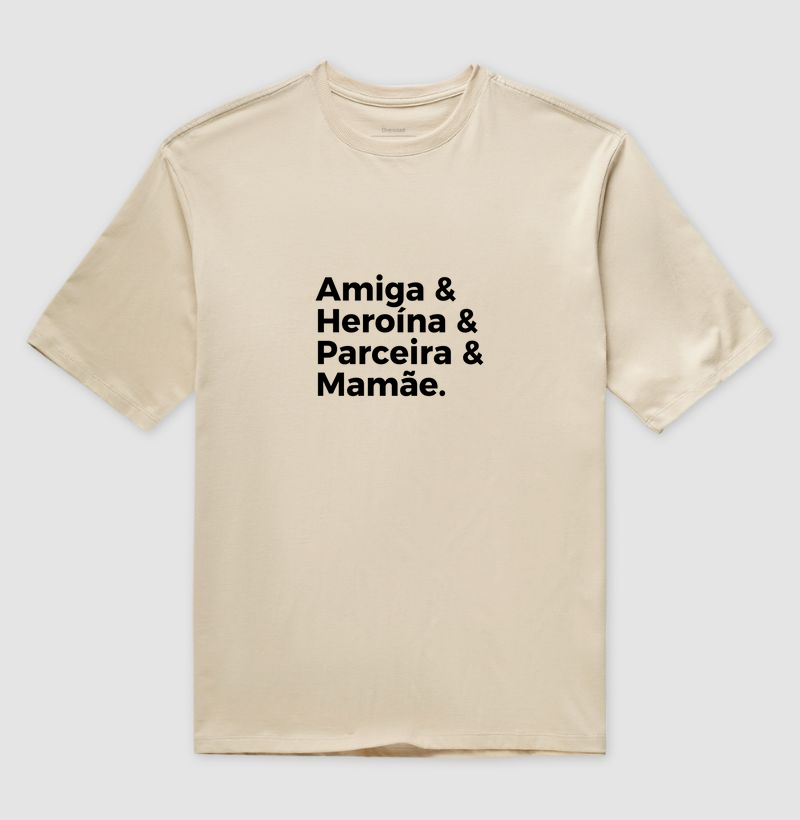 Amiga, heroína e parceira