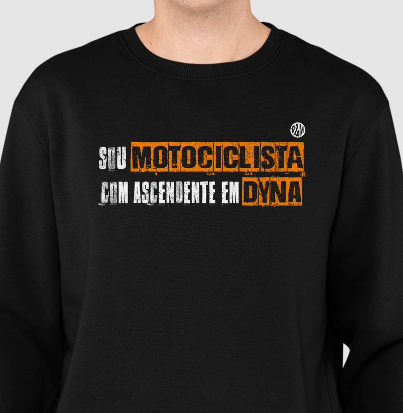 Motociclista com ascendente em Dyna