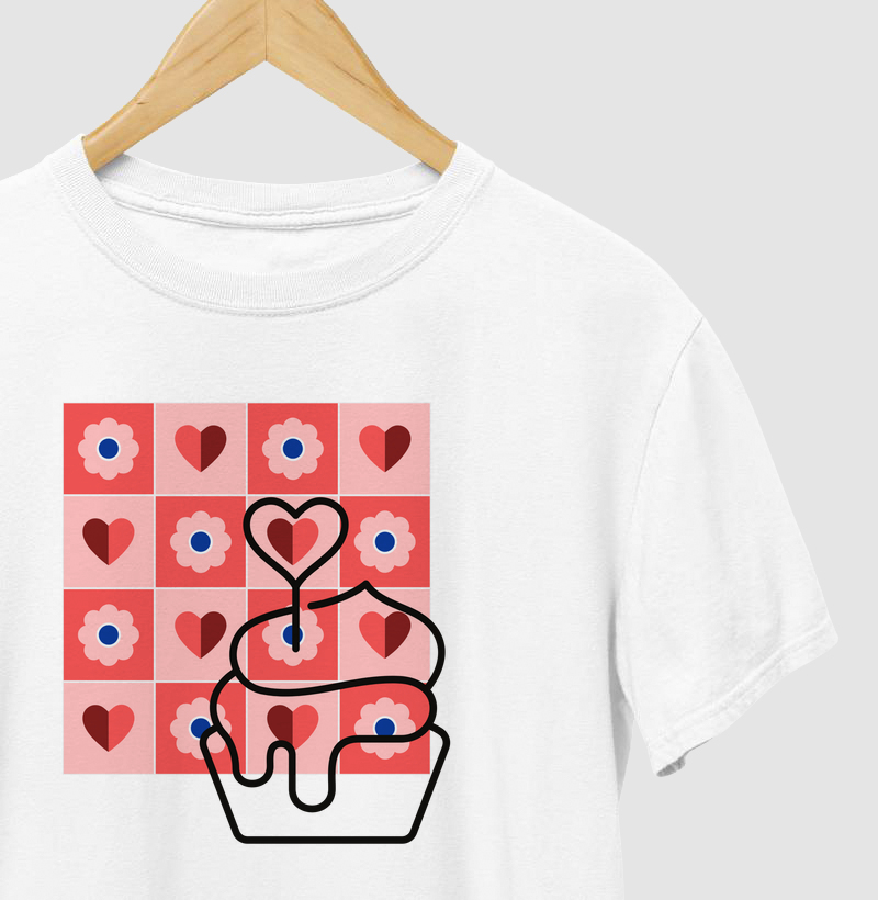 T-shirt Cupcake e coração