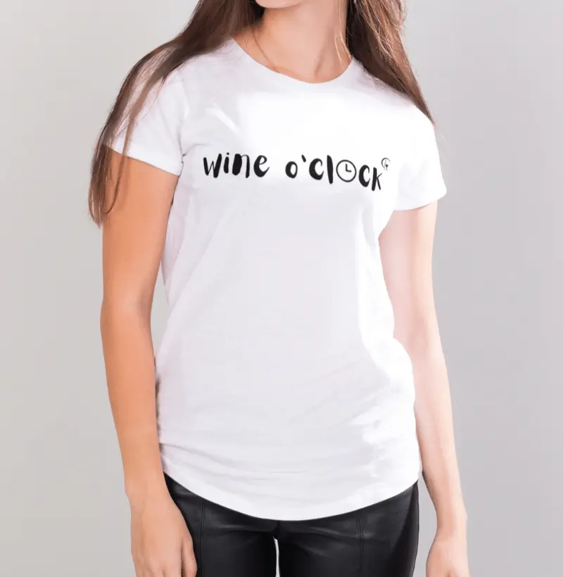 Camiseta Feminina Wine o clock