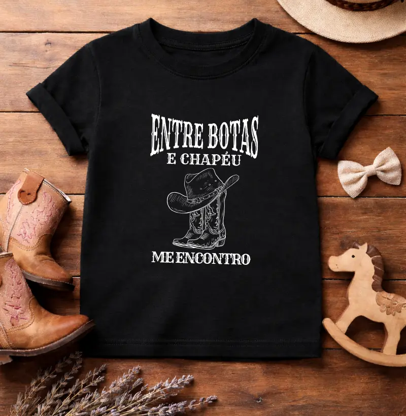 Camiseta infantil Entre Botas e Chapéu 100% Algodão Premium