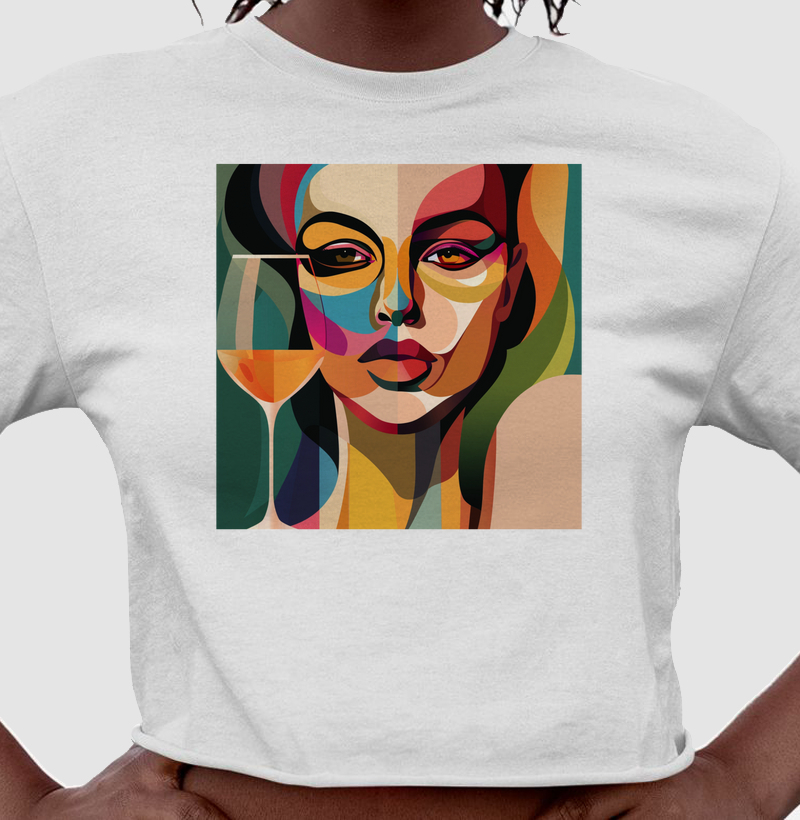Camiseta Arte e Vinho: Retrato Multicolorido