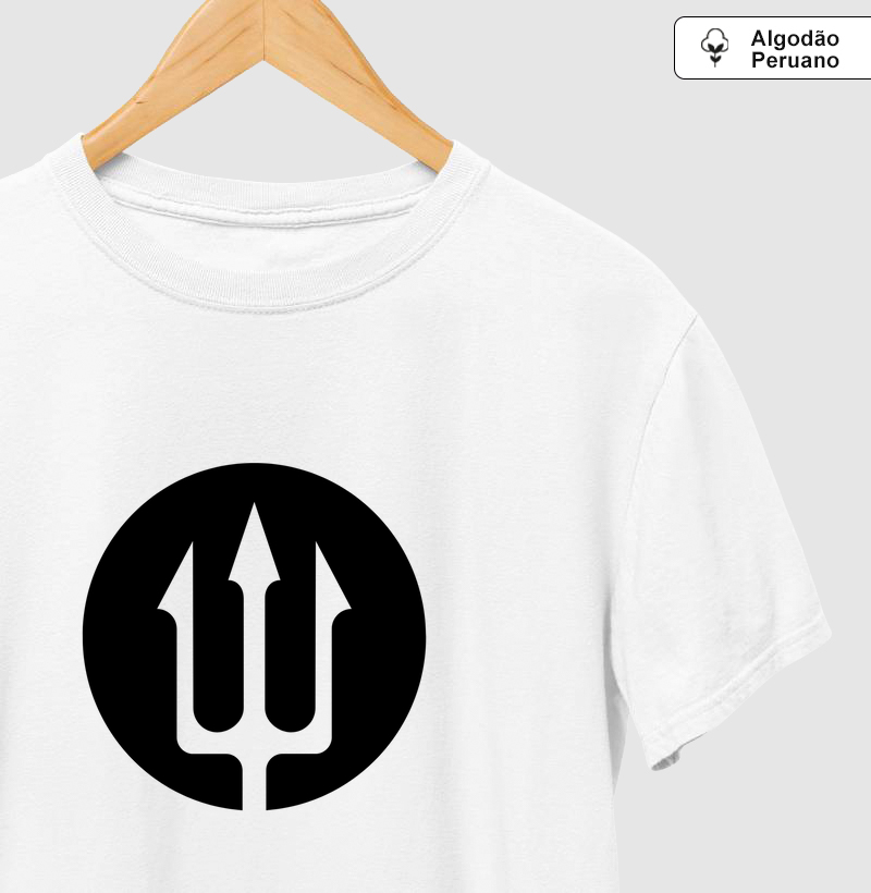 Camiseta Tridente Preto – Minimalismo com atitude