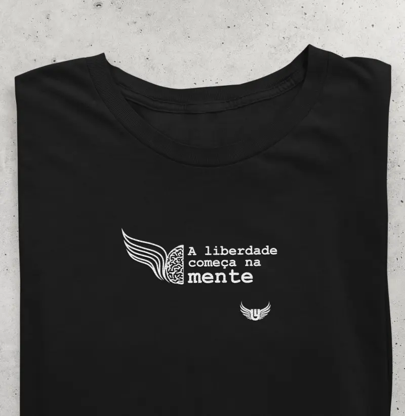 Camiseta A liberdade começa na mente