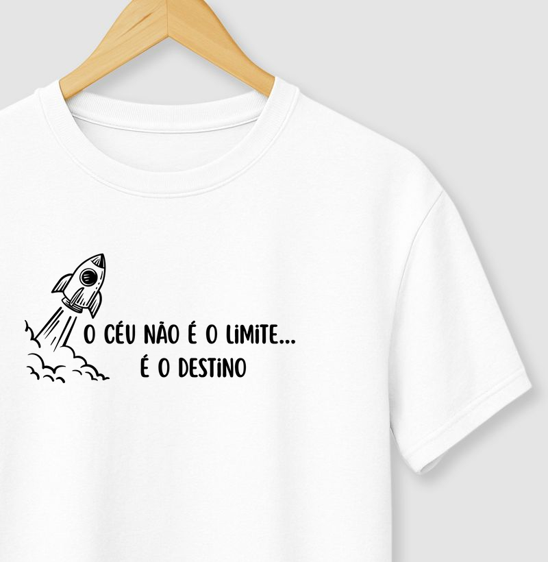 CAMISETA O CÉU NÃO É O LIMITE