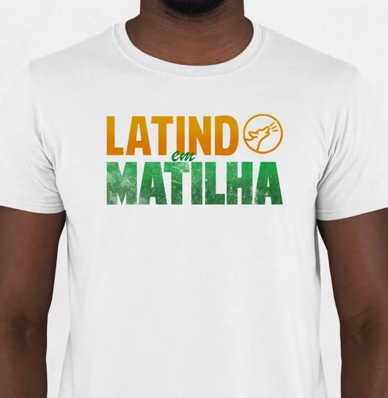 Camista Latindo em Matilha