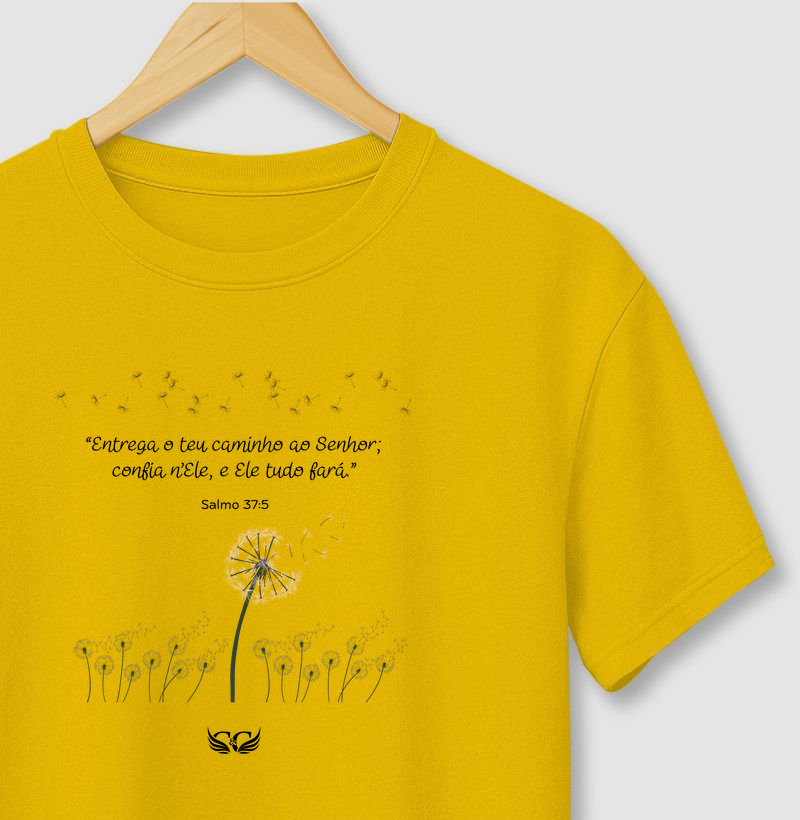 Camiseta Entrega o teu caminho ao Senhor.