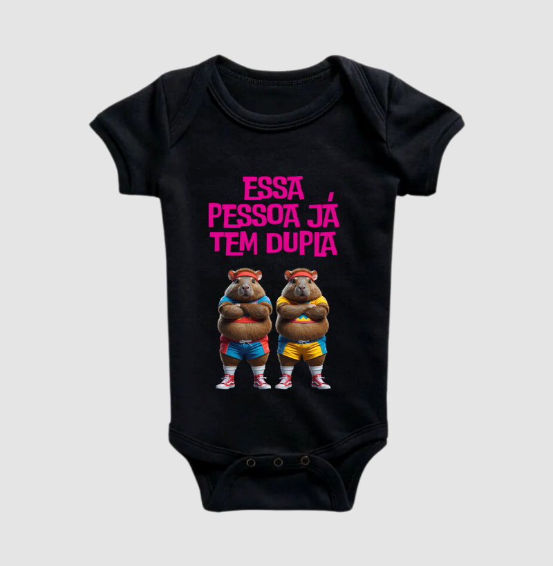 Essa pessoa tem dupla
