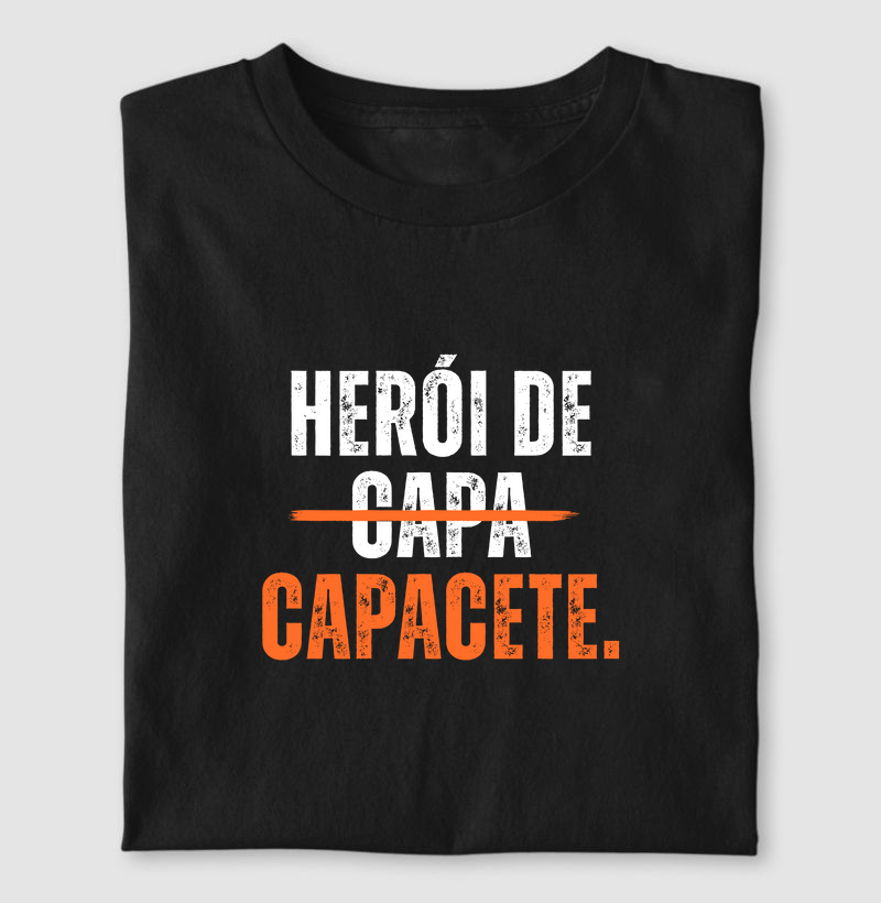 Herói de capacete
