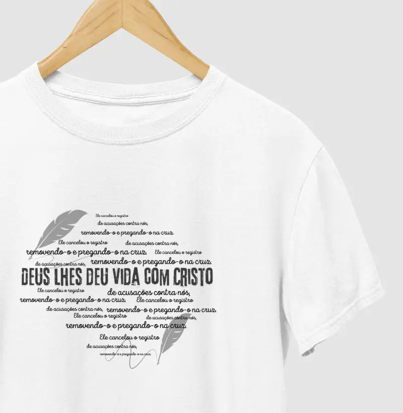 Deus lhes deu vida com Cristo