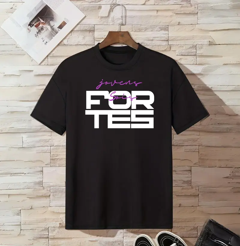Camiseta Cristã "Jovens Sois Fortes"