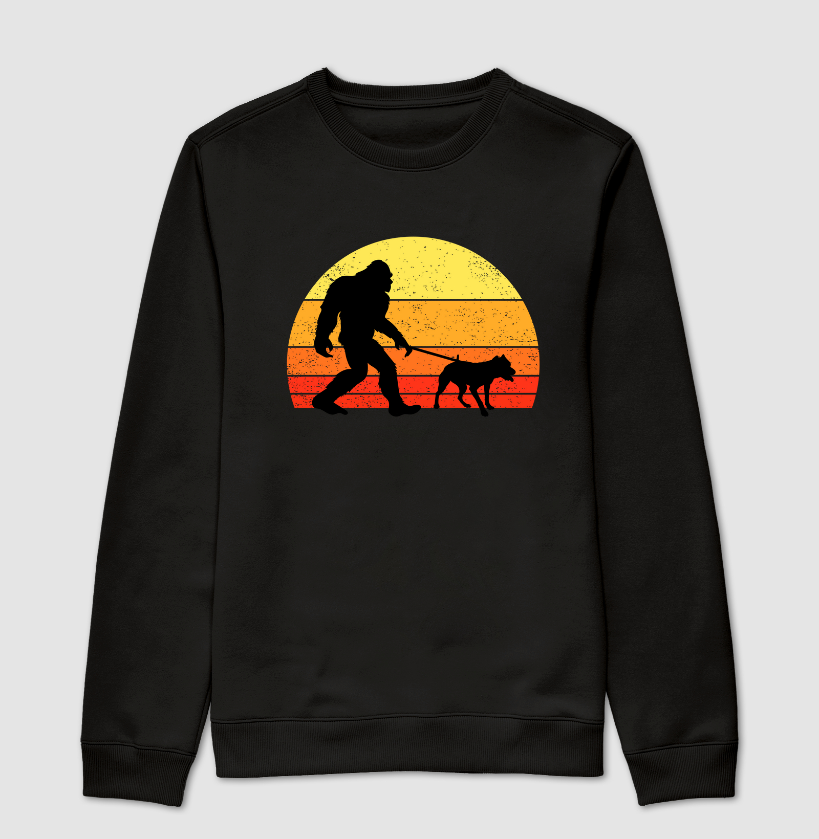 Pé grande leva seu pit bull para passear