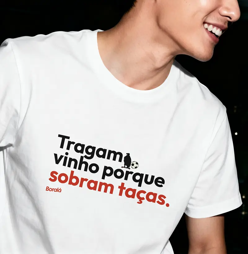 Tragam Vinho Porque Sobram Taças.