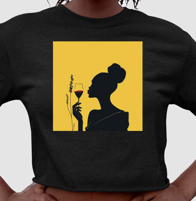 Camiseta Elegância em Cada Gole