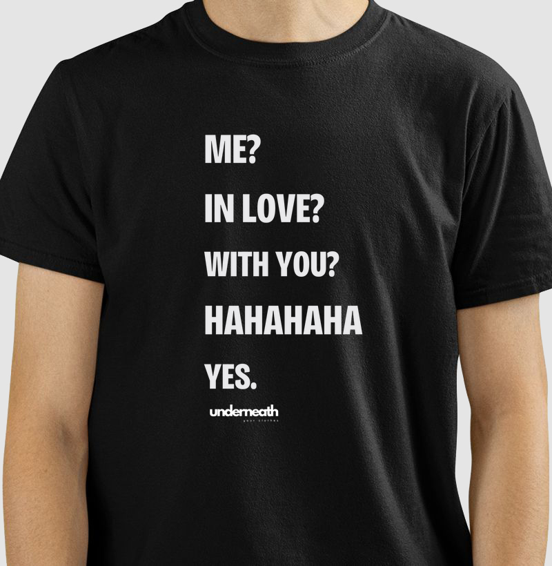 camiseta me? in love? 