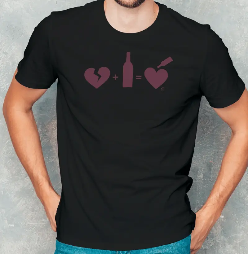 Camiseta Masculina Coração partido mais vinho