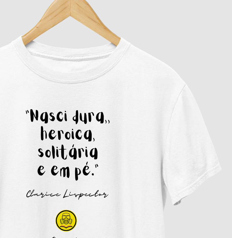 NASCI EM PÉ