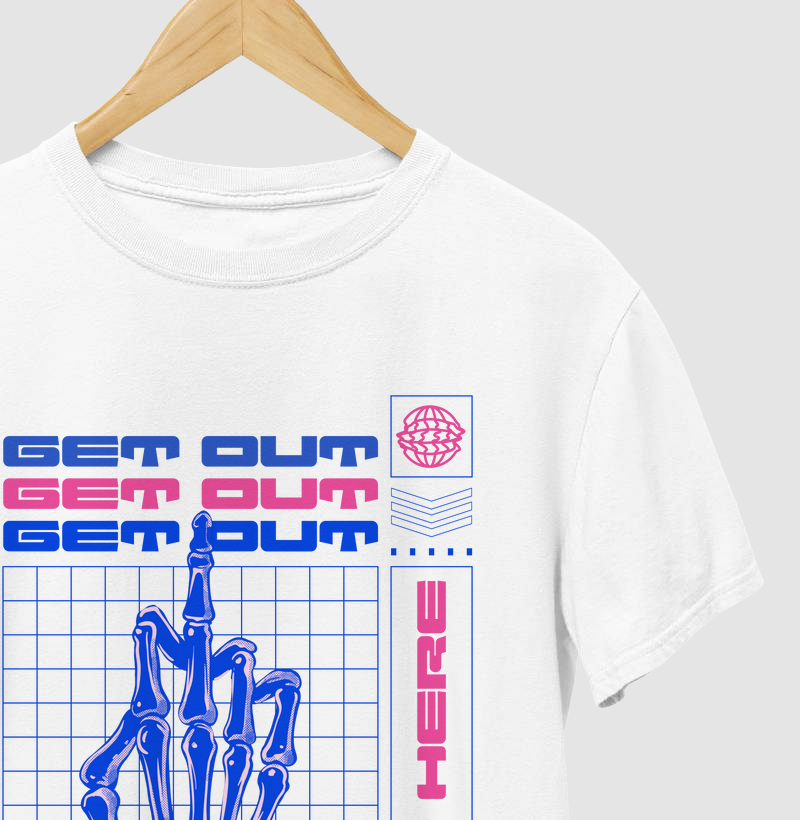 Camiseta Y2K GET OUT