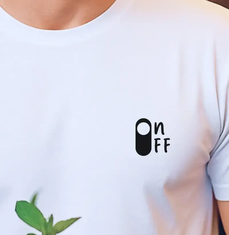 Camiseta On “On/Off” – Design Minimalista Unissex (PP ao 4G) algodão premium