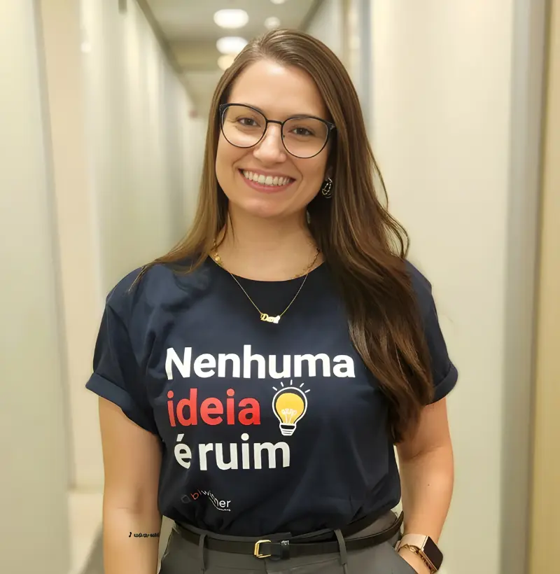 Camiseta Padrão Nenhuma Ideia é Ruim
