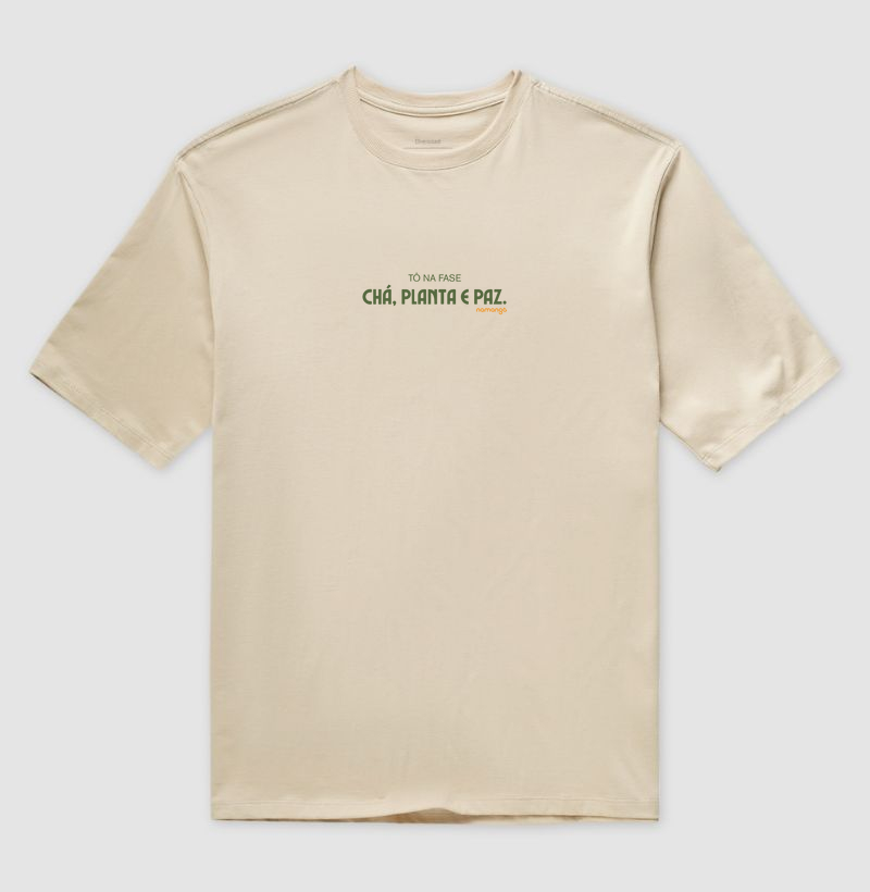 Camiseta Tô na Fase Chá, Planta e Paz – Para Quem Cultiva Leveza - Na Manga
